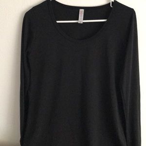 LuLaRoe Black XS Lynnae GUC